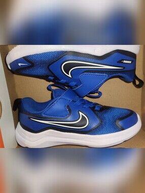 NEW - Toddler Boys' Nike Cosmic Runner Sneakers (Size 5C) NO BOX